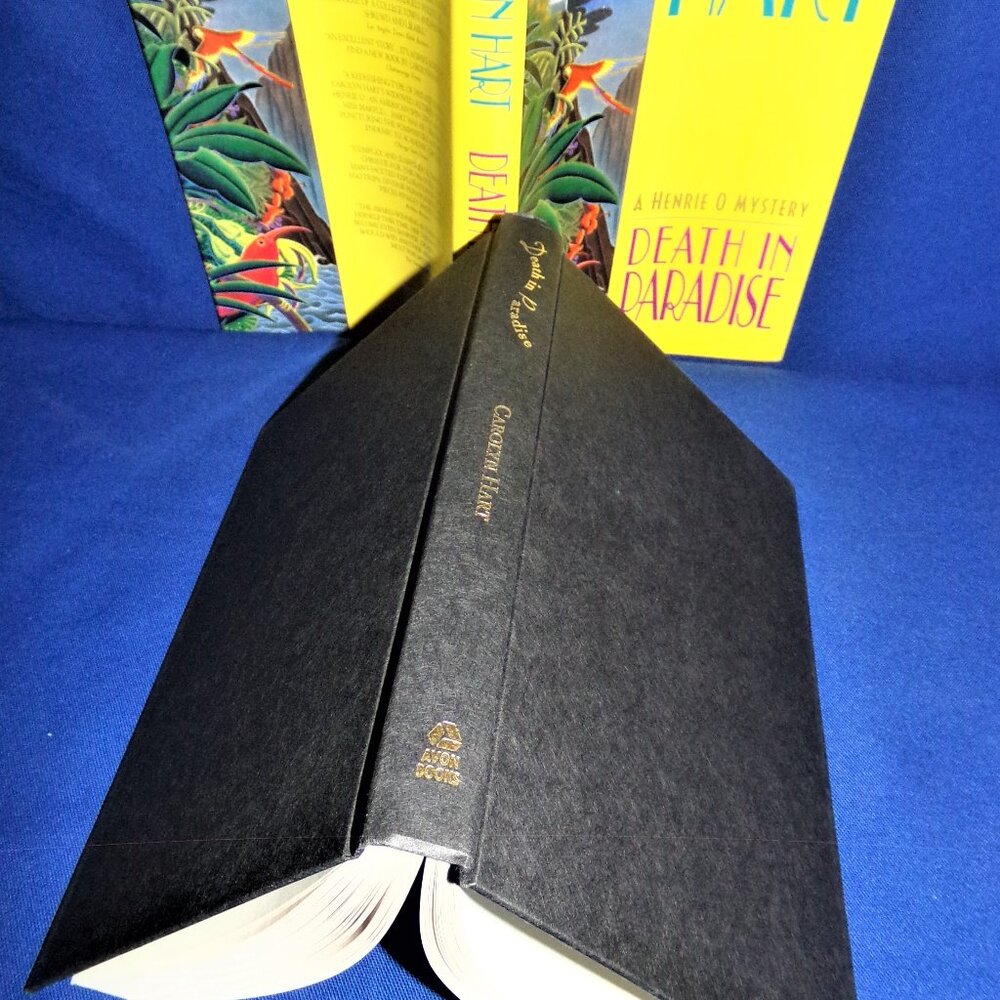 Death in Paradise (A Henrie O Mystery) by Carolyn Hart - Hardcover Fiction Book